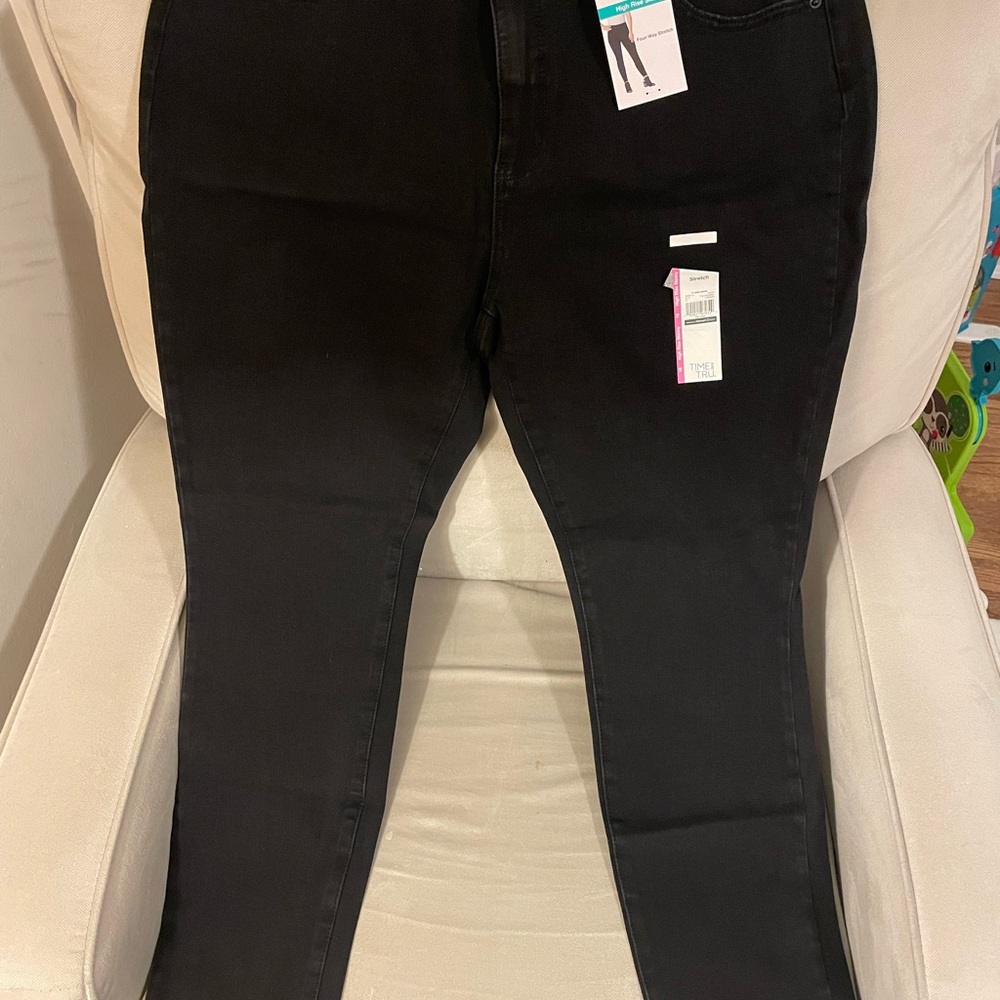 Time and Tru Women's Black Skinny Jeans
